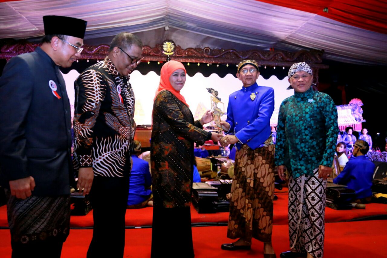 Menteri Khofifah