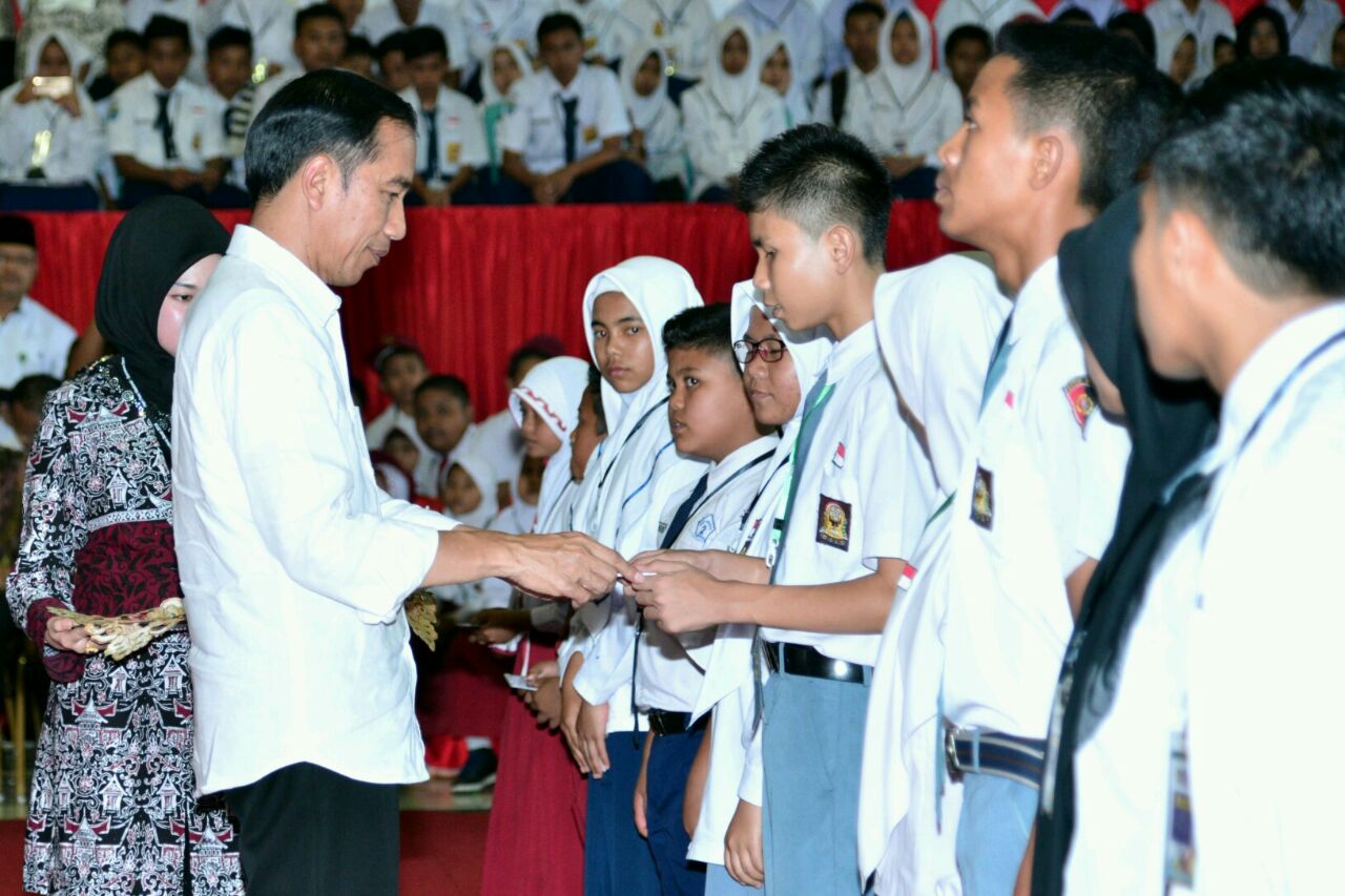 Melalui KIP, Presiden Ingin Semua Anak Indonesia Bisa Bersekolah