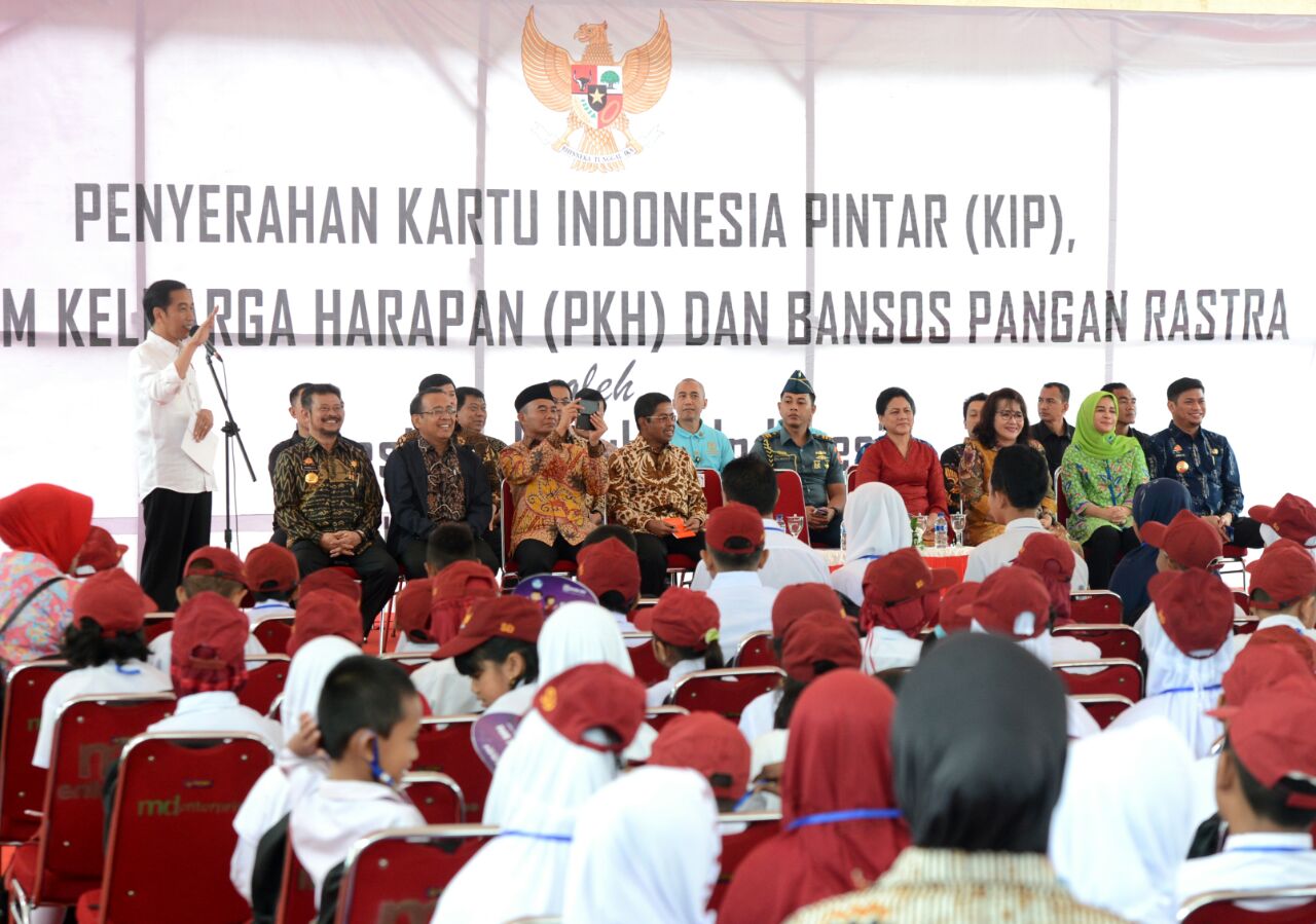 Presiden: Dana KIP Tidak Boleh Untuk Beli Pulsa!
