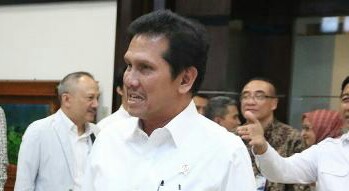 Asman-Abnur-Menteri-PAN-RB-Sumber-kemenpan.go_.id_
