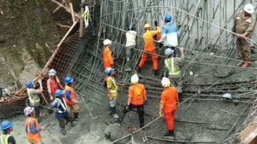 Tol-Minahasa-Roboh-doc.-sar-manado-ivoox.id_