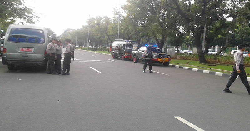 jalan seputar monas