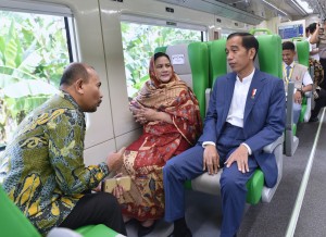 KA-Minangkabau Jokowi