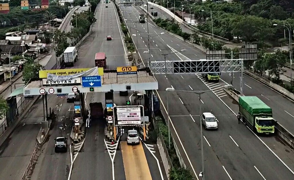 Gerbang-Tol-Rorotan-doc.pupr-ivoox.id_