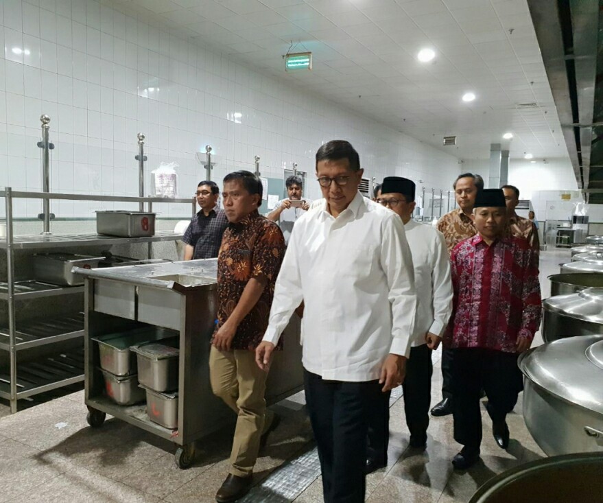 Menah-Tinjau-Dapur-Haji-doc.kemenag-ivoox.id_