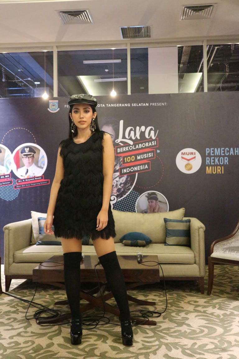 lara (2)