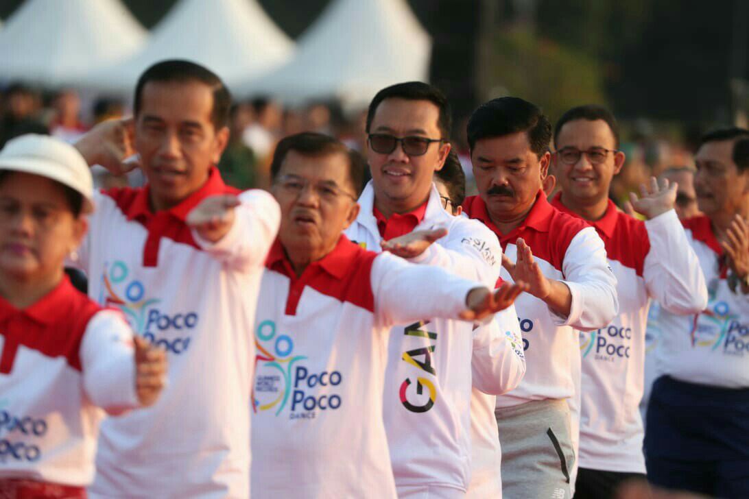 Jokowi-JK-Imam-nachrowi-Panglima-TNI-Anies-dan-Luhut-Poco-Poco-doc.kemenpora-ivoox.id_-1