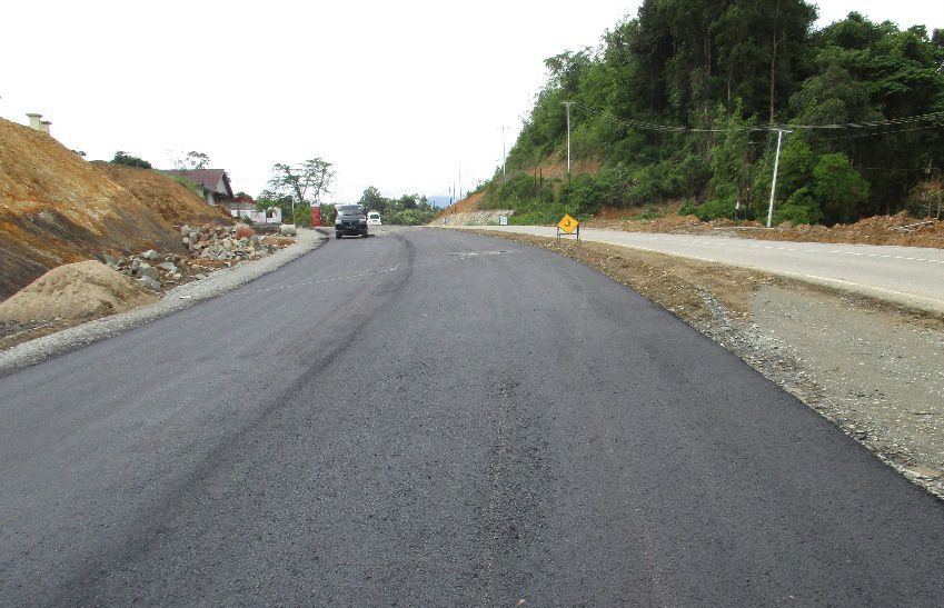 infrastruktur-perbatasan-entikong-kalimantan-barat-meningkatkan-pergerakan-ekonomi-doc.pupr-ivoox.id_