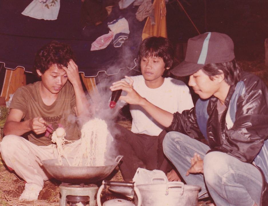 jokowi-waktu-muda-suka-naik-gunung-doc.sekpres-ivoox.id_