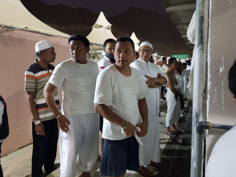 menag-lukman-ikut-antre-toilet-didahulukan-doc.kemenag-ivoox.id_