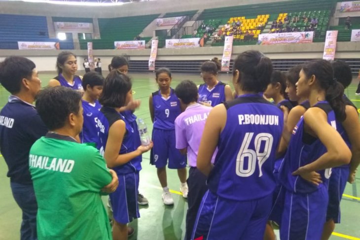 Thai-putri-basket-thailand2