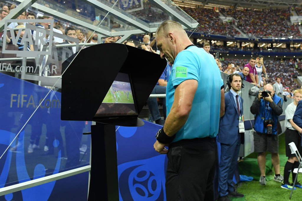 VAR