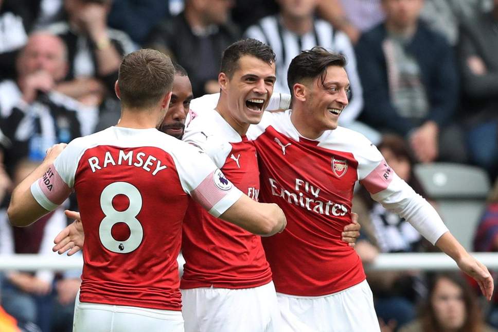 granit xhaka - asenal