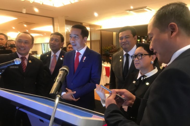 jokowi seoul