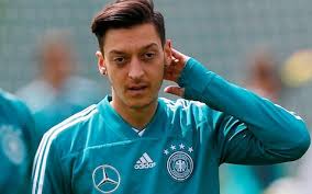 mesut ozil1