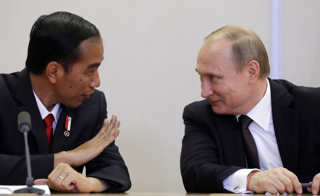 jokowi putin
