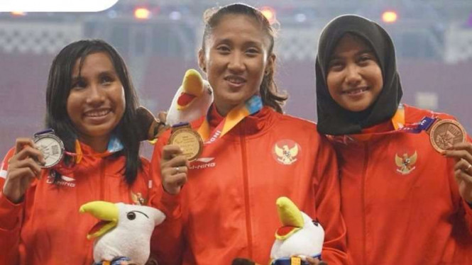 tiga-atlet-indonesia-sapu-bersih-medali-asian-para-games-2018-di-cabang-atletik