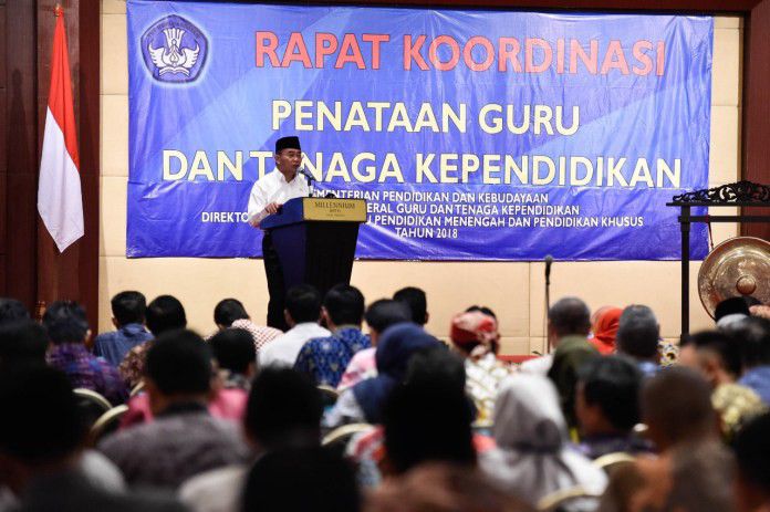 Dana-Pendidikan-APBN-2019-Capai-Rp.-2.4611-Triliun-Kemendikbud-Terus-Lakukan-Penataan-Guru-dan-Tenaga-Kependidikan-docLkemendikbud-ivoox.id_