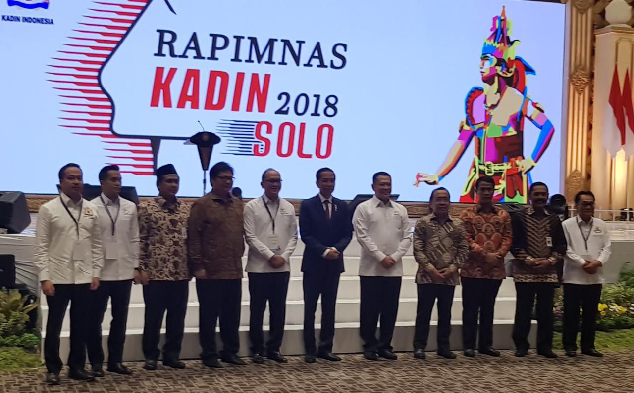 Di-Rapimnas-Kadin-Menteri-Amran-Beberkan-Kontribusi-Pertanian-Pada-Ekonomi-Nasional-doc.Kementan-ivoox.id_