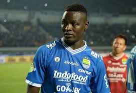 Ezechiel Ndouasel
