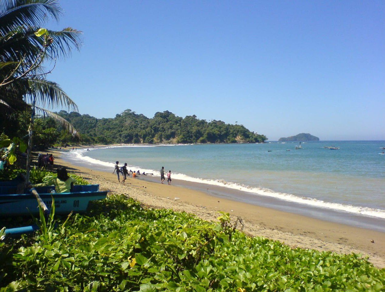 Mau-Liburan-Akhir-Tahun-Kunjungin-Pantai-Tamban-doc.wisata-ivoox.id_