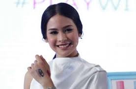Maudy Ayunda 1
