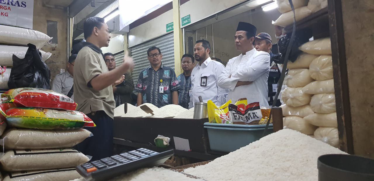 Stok-Beras-Aman-Inflasi-Terkendali-Kemiskinan-Menurun-doc.kementan-ivoox.id_