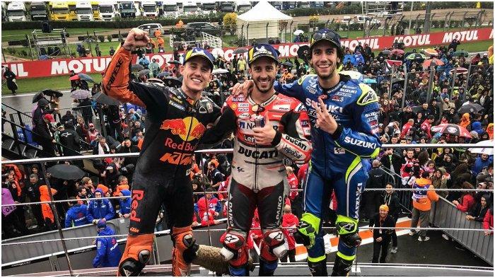 dovisiozo-rins-dan-espagaro-di-podium