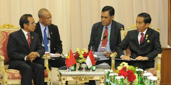 jokowi aroujo