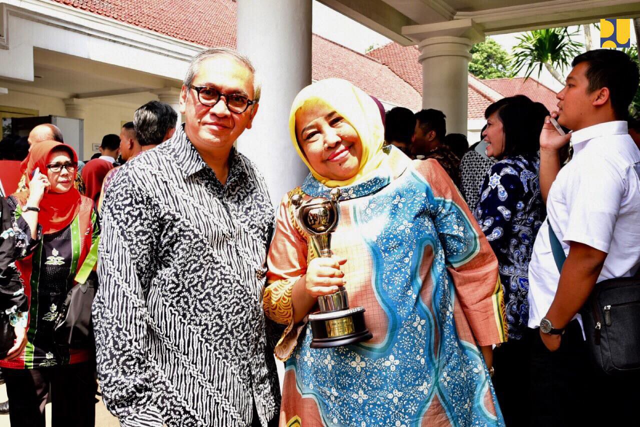 Komitmen-Infrastruktur-Responsif-Gender-Kementerian-PUPR-Kembali-Raih-Anugerah-Parahita-Ekapraya-doc.pupr-ivoox.id_