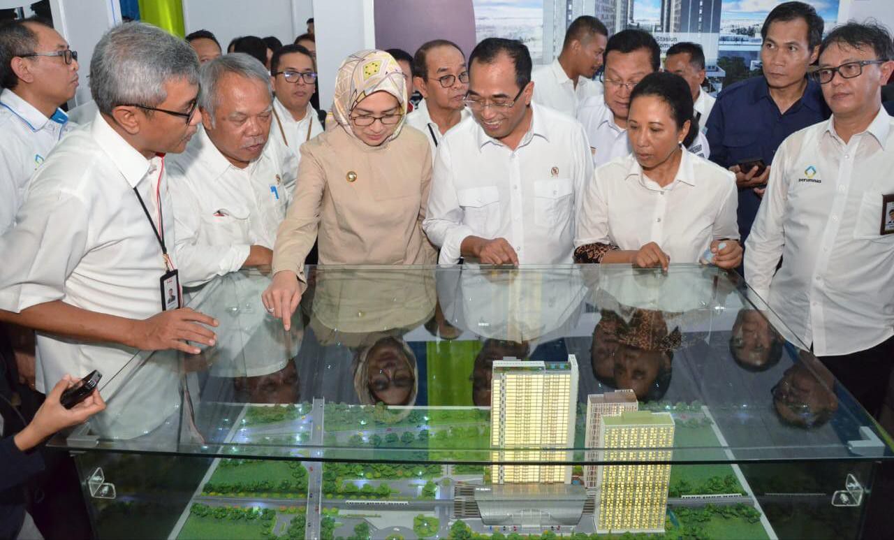 Menteri-Basuki-Tinggal-di-Rusun-TOD-Pekerja-MBR-Miliki-Hunian-Ideal-Dekat-Moda-Transportasi-doc.-Pupr-ivoox.id_