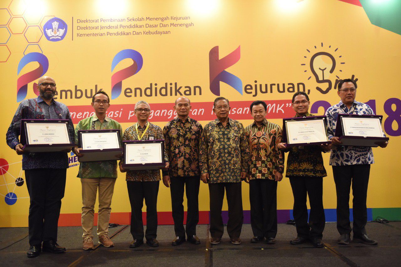Pemerintah-Tekankan-Pentingnya-Revitalisasi-SMK-Untuk-Penuhi-Kebutuhan-Industri-dan-Sokong-Perekonomian-Nasional-doc.Kemenko-ivoox.id_