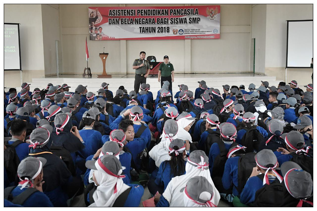 Pendekatan-Permainan-untuk-Asistensi-Bela-Negara-Siswa-SMP-doc.Kemendikbud-ivoox.id_