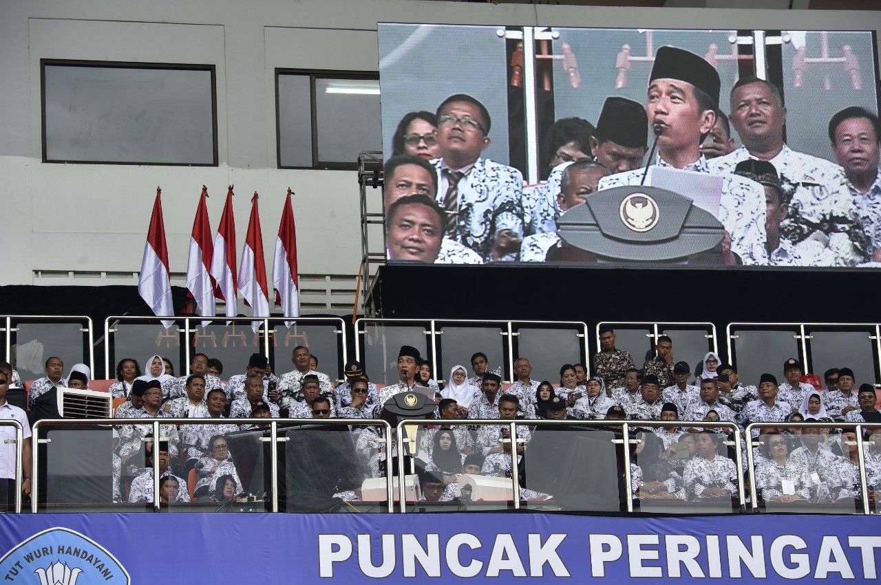 Peran-Guru-Sebagai-Pendidik-Makin-Strategis-doc.Kemendikbud-ivoox.id_