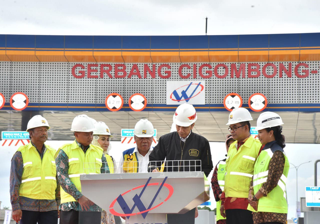 Presiden-Jokowi-Resmikan-Tol-Ciawi-Sukabumi-Seksi-I-doc.jalantol-ivoox.id_