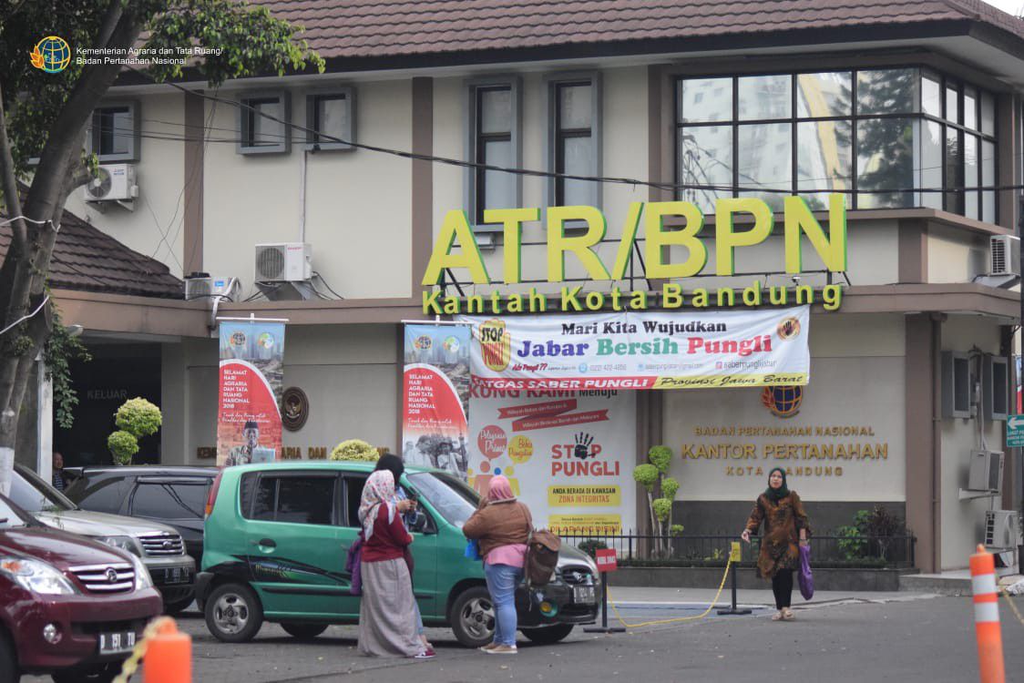 Tiga-Unit-Kerja-Kementerian-ATRBPN-Peroleh-Penghargaan-Zona-Integritas-doc.atrbpn-ivoox.id_