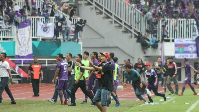 kalteng vs persita ricuh