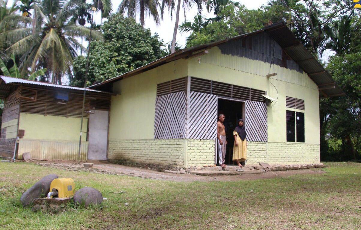 17.500-Rumah-MBR-di-Kota-Padang-Rasakan-Manfaat-Program-Hibah-Air-Minum-Kementerian-PUPR-doc.pupr-ivoox.id_
