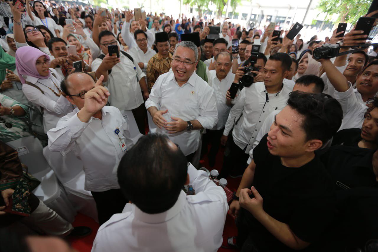 Awali-2019-Dengan-Penuh-Semangat-dan-Kerja-Keras-Mendes-PDTT-Silahturahmi-Dengan-Seluruh-Pegawai-doc.kemendes-ivoox.id_