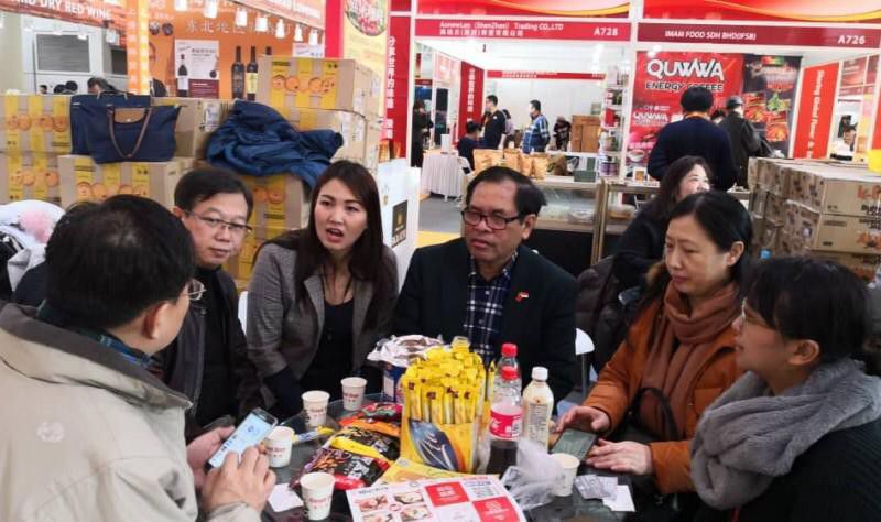 Awali-Tahun-2019-KBRI-Beijing-Promosi-Produk-Makanan-dan-Minuman-Indonesia-di-Harbin-doc.KBRIbeijing-ivoox.id_