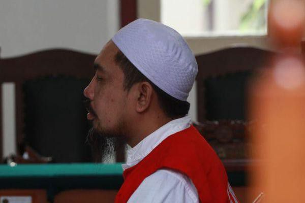 Bos-ABU-Tours-Divonis-20-Tahun-Penjara-doc.ABUTours-ivoox.id_