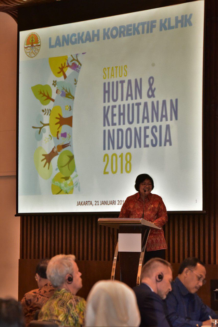KLHK-Luncurkan-Buku-Status-Hutan-dan-Kehutanan-Indonesia-2018-Edisi-Bahasa-Indonesia-doc.Kemenlhk-ivoox.id_