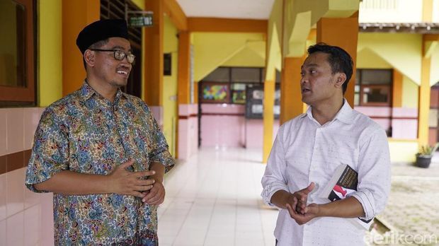 Tentang-Bacaan-Alquran-ini-Kesaksian-Dua-Guru-Ngaji-Jokowi-doc.jokowi-ivoox.id_
