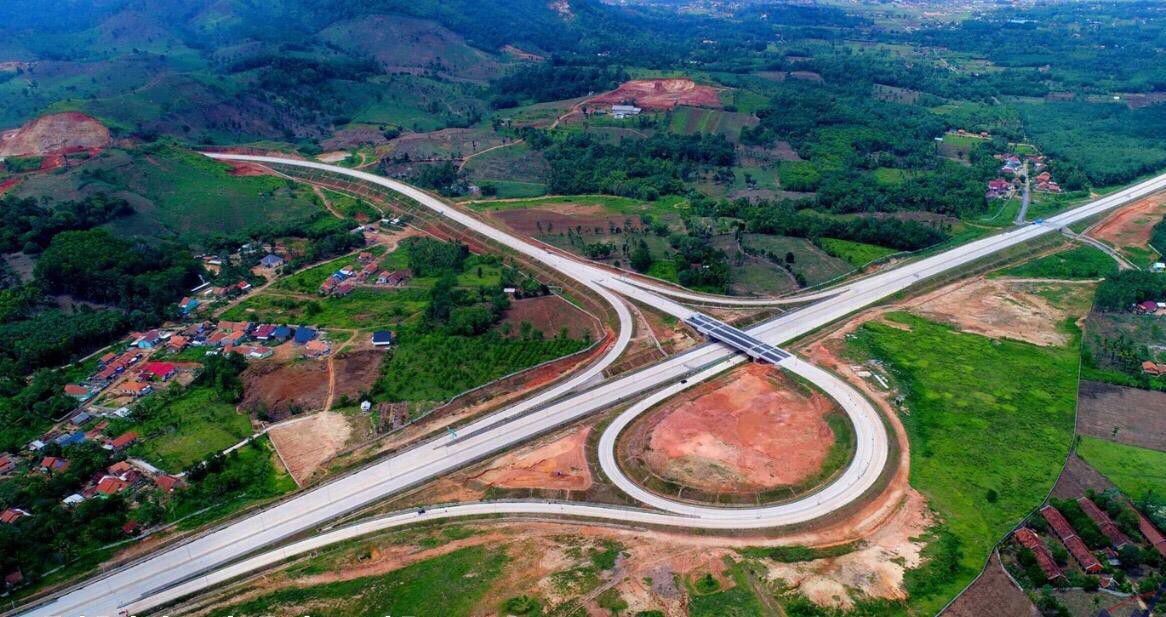 Empat-Ruas-Jalan-Tol-Trans-Sumatera-Siap-Beroperasi-Pertengahan-2019-doc.KemenPUPR-ivoox.id_