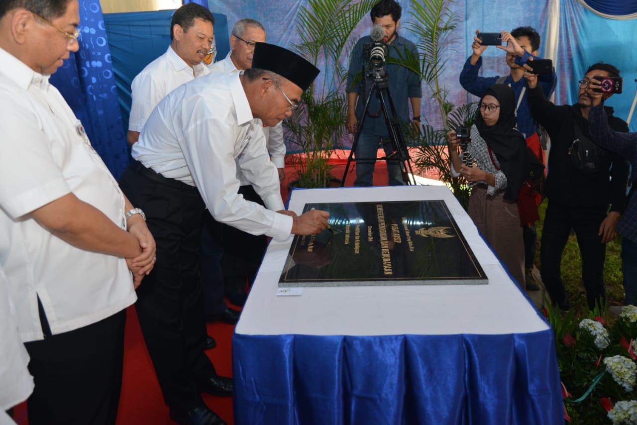Mendikbud-Resmikan-Pusat-Arsip-Kementerian-Pendidikan-dan-Kebudayaan-doc.mendikbud-ivoox.id_