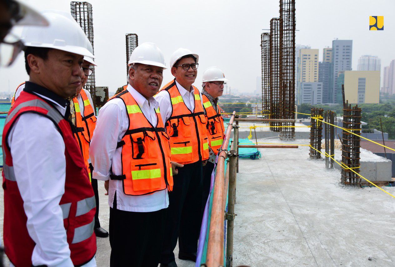 Menteri-Basuki-Kerjasama-Dengan-PII-Provinsi-Akan-Ditingkatkan-doc.MenPUPR-ivoox.id_