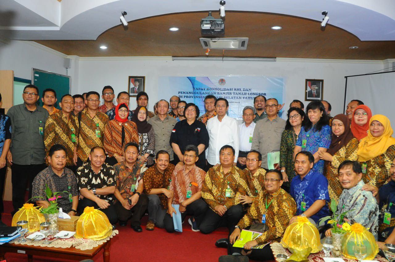 Menteri-LHK-Minta-Rehabilitasi-Hutan-dan-Lahan-Tidak-Hanya-Menanam-doc.KemenLHK-ivoox.id_