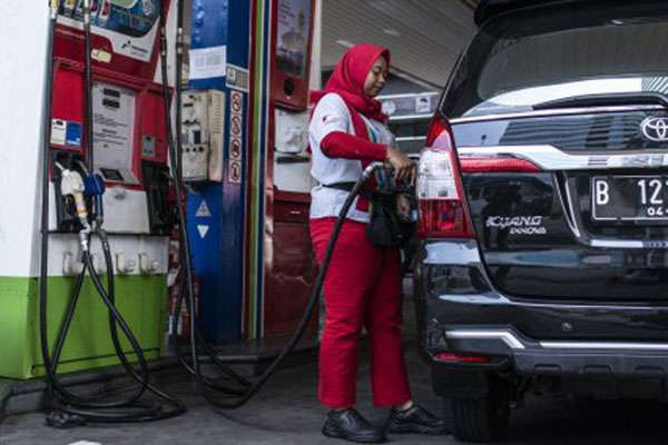 Pri-Agung-Pramono-Sulit-Berpindah-Dari-Premium-Walau-BBM-Umum-Turun-doc.Pertamina-ivoox.id_
