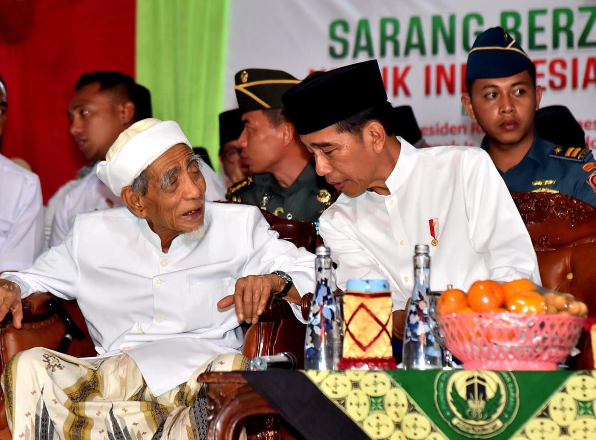 Kyai Maimoen Zubeir (Mbah Moen) Wafat di Tanah Suci Makkah