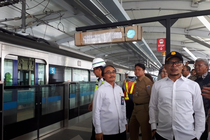 hanif dhakiri MRT